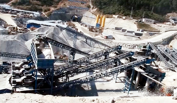 <b>時(shí)產(chǎn)1200噸基建骨料破碎制砂生產(chǎn)線</b>