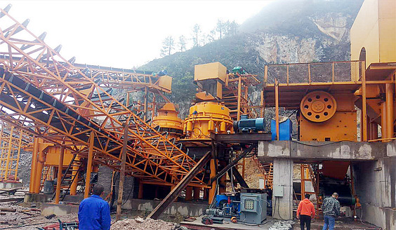 <b>顎破+圓錐破+制砂機(jī)生產(chǎn)線(xiàn)現(xiàn)場(chǎng)案例</b>