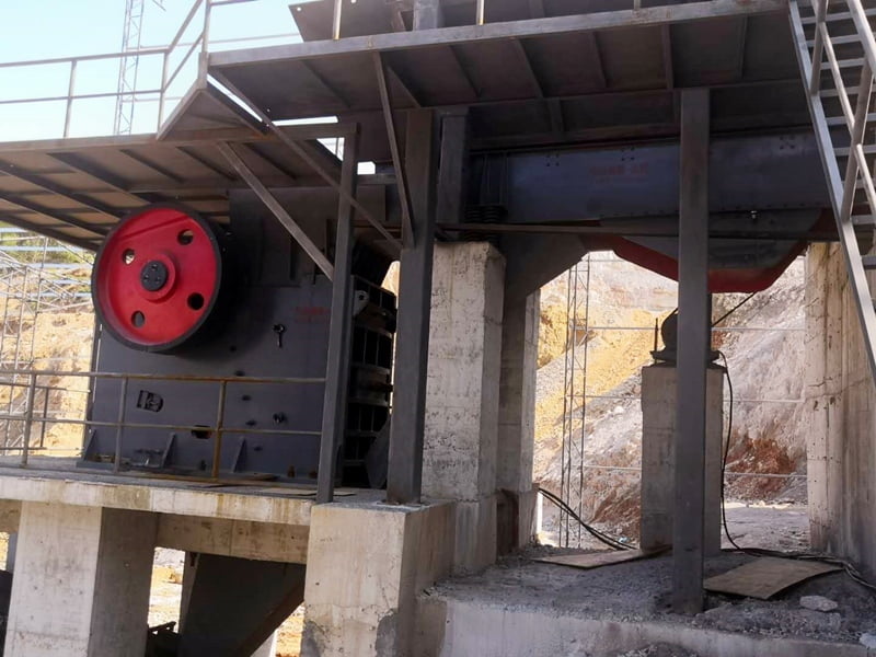 <b>石灰石破碎生產(chǎn)線</b>