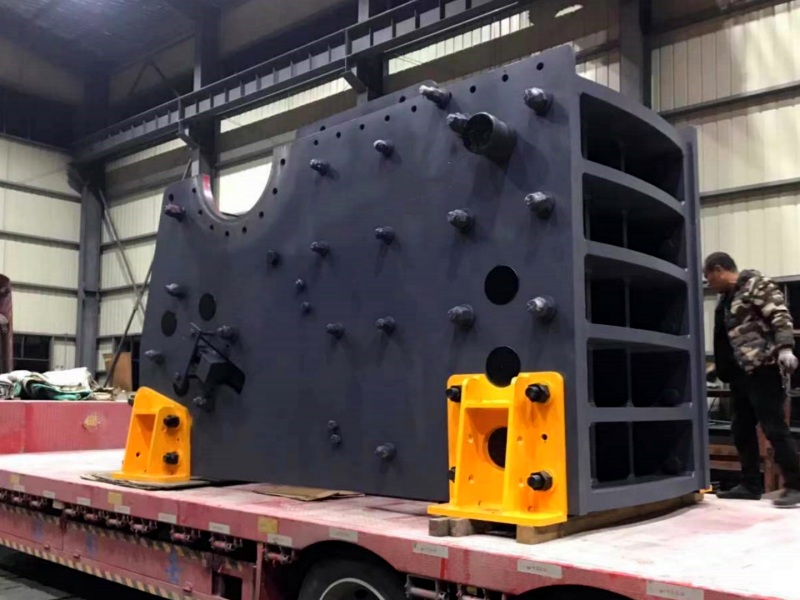 PE顎式破碎機發(fā)貨 PE顎式破碎機發(fā)貨