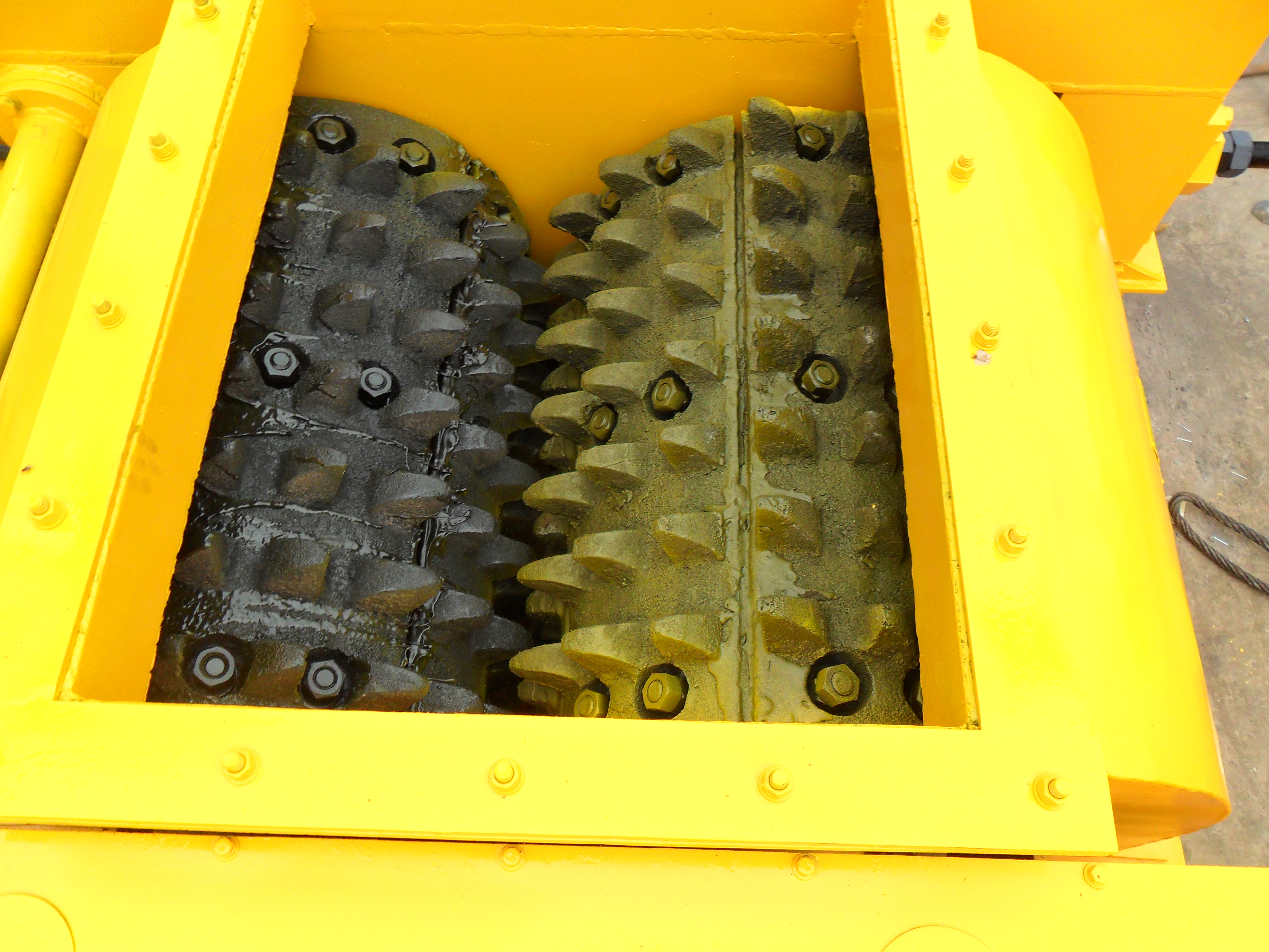 雙齒輥破碎機(jī)