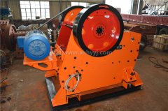 【破碎機(jī)配件】關(guān)于顎式破碎機(jī)錘頭以及耐磨塊的成分設(shè)計(jì)原理