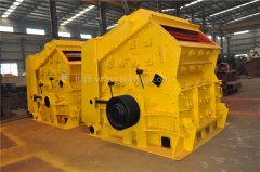 鵝卵石是所有的石頭中,加工出來(lái)的沙子最好的石材,鵝卵石天然砂加工設(shè)備