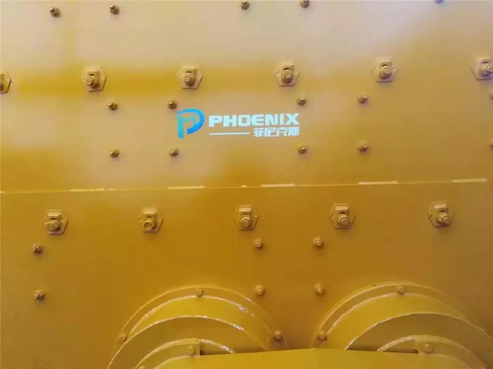 4YK2475振動(dòng)篩發(fā)貨