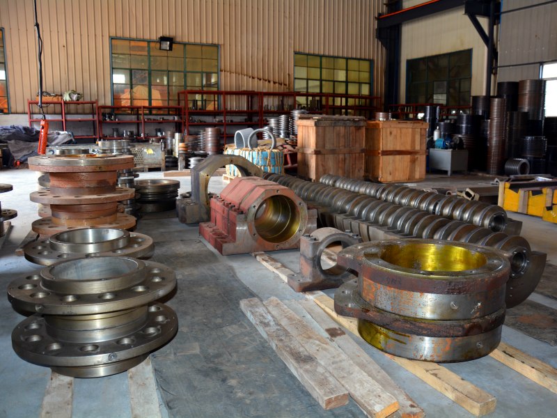 破碎機(jī)配件采購指南：選擇廠家、渠道、價(jià)格與維護(hù)保養(yǎng)全解析