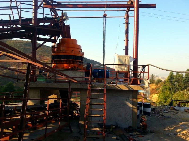 圓錐破碎機(jī)